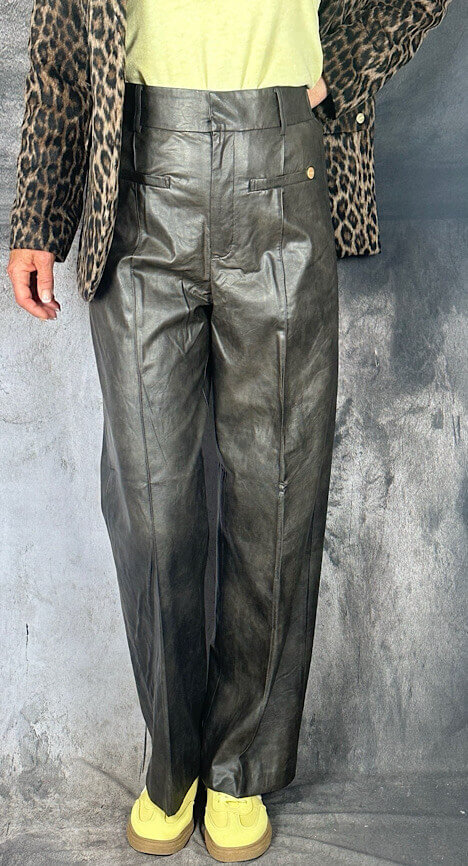 ZHRILL Hose Lederoptik ZHNENI coffee – Bild 3